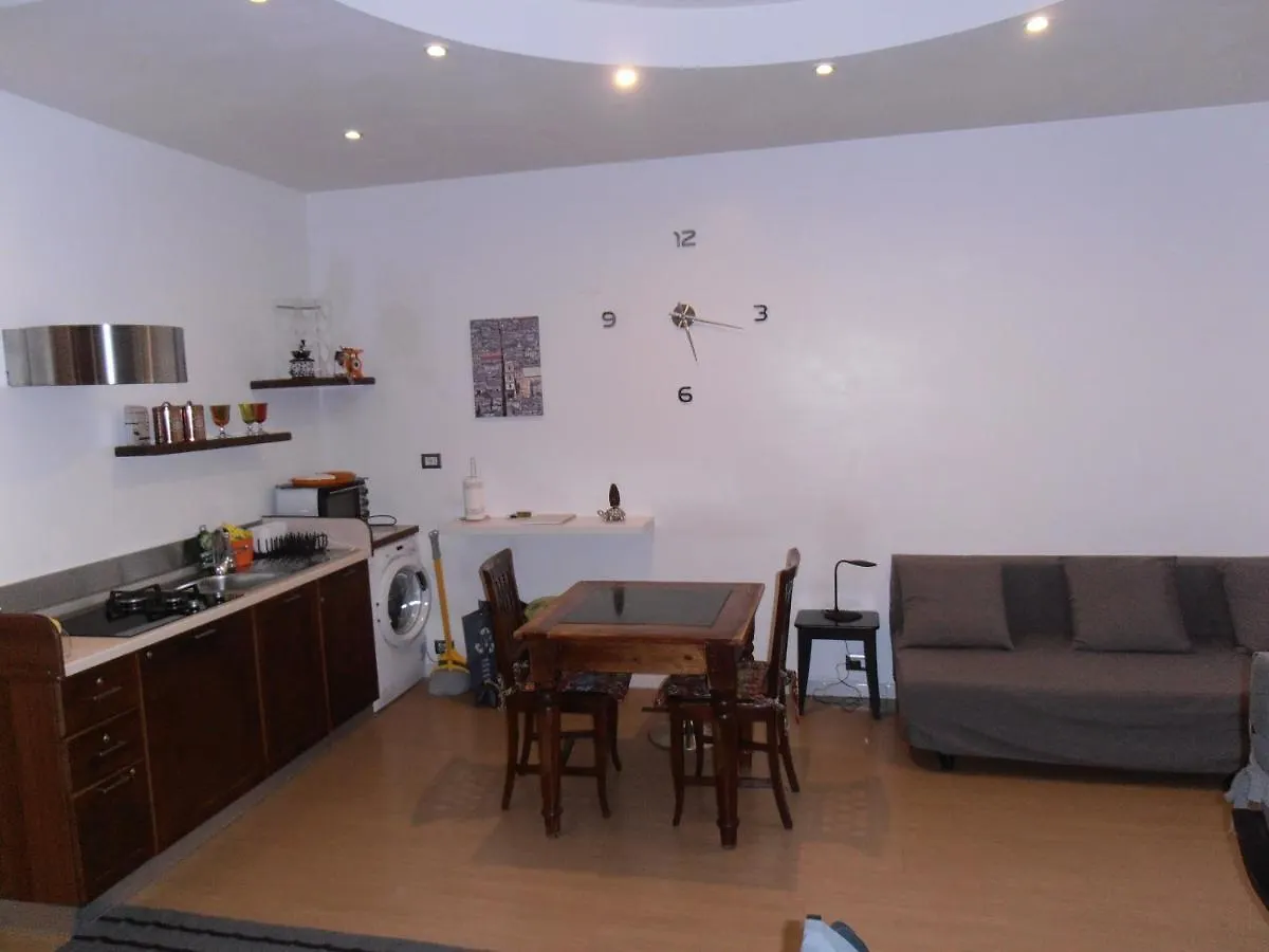 La Residenza Napoli Chiaia Short Let Apartment Superior Via Chiaia 82