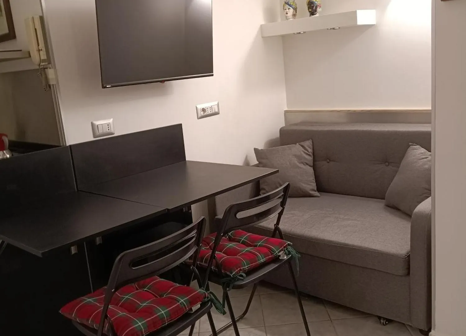 La Residenza Napoli Chiaia Short Let Apartment Superior Via Chiaia 82 Naples