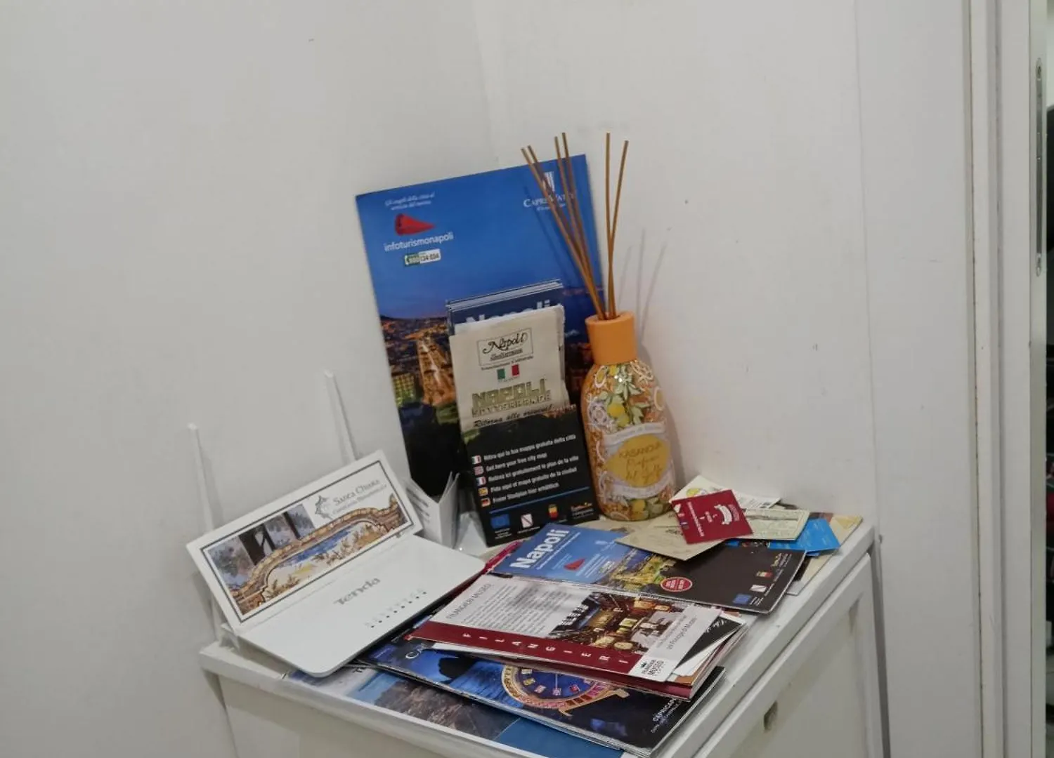 La Residenza Napoli Chiaia Short Let Apartment Superior Via Chiaia 82