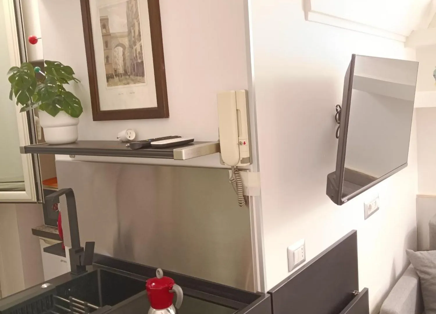 La Residenza Napoli Chiaia Short Let Apartment Superior Via Chiaia 82
