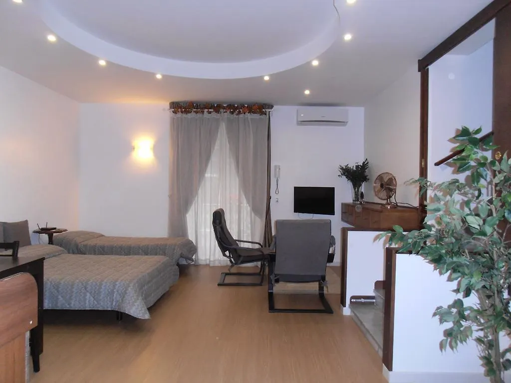 La Residenza Napoli Chiaia Short Let Apartment Superior Via Chiaia 82